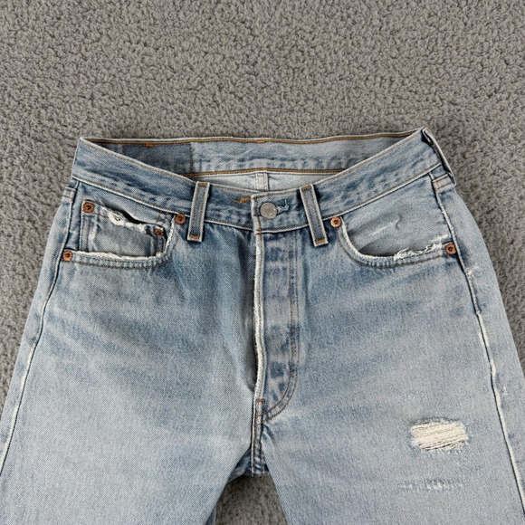 Levi's 501 Jeans Mens 30x34 Blue Straight Leg Button Fly Distressed Light Wash - Picture 2 of 12